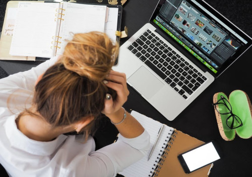 Wat is een burn-out precies en hoe herken je de symptomen op tijd?