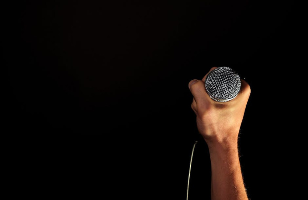 Welke microfoon gebruiken muzikanten op het podium?