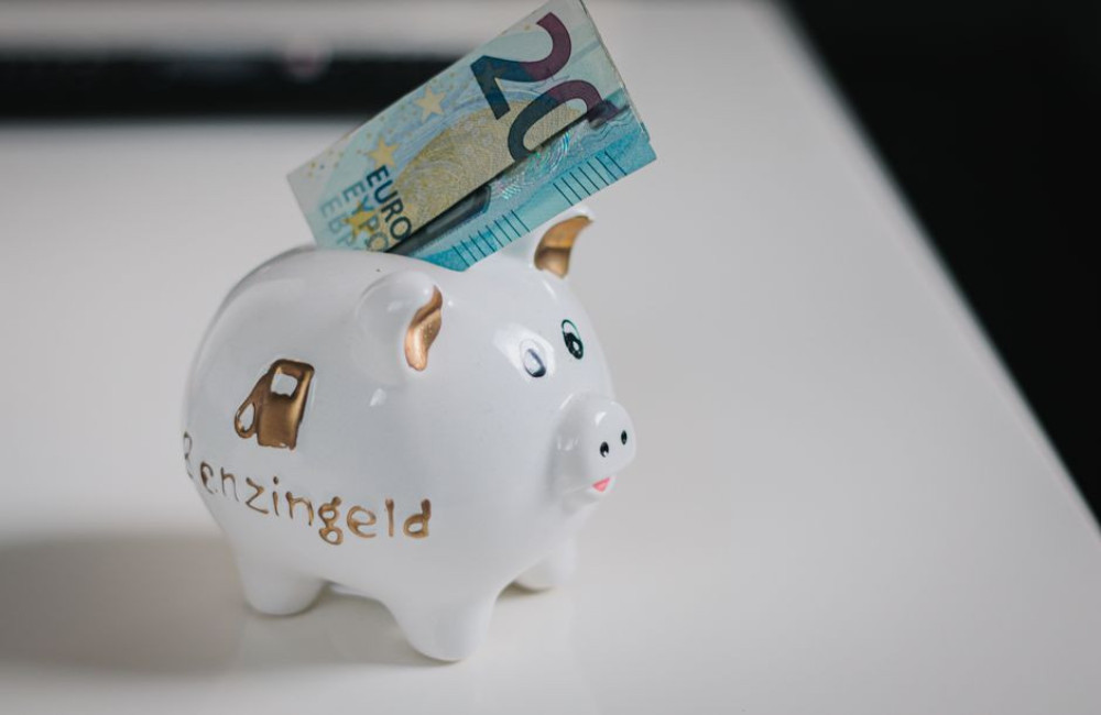 Hoeveel heb je na 5 jaar met €200 per maand op een Belgische spaarrekening met 2,5 procent